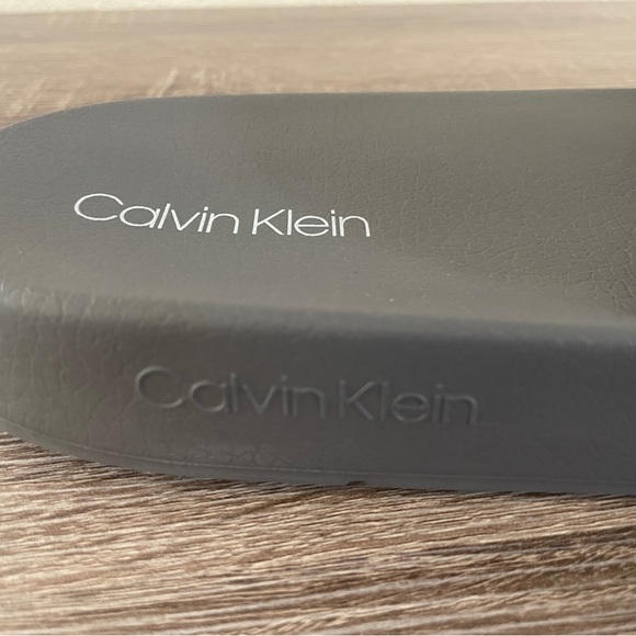 🏷️ Calvin Klein Men’s Anshu Slide Sandals–Light Grey–Size 12–Brand New in Box - Picture 4 of 10